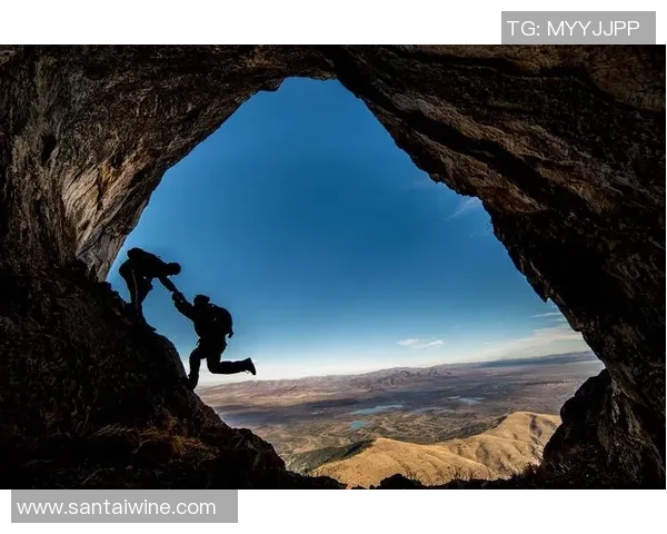 武汉极限运动队在世界攀岩锦标赛中的表现与经验总结分析 武汉极限运动队在世界攀岩锦标赛中的表现与经验总结分析